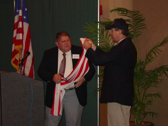 Stan presents Bill with DON'T TREAD ON ME Flag 135.JPG